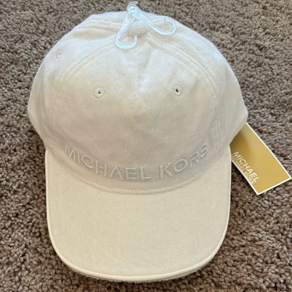 NWT Michael Kors Hat White Terry Cloth Material - Picture 1 of 10